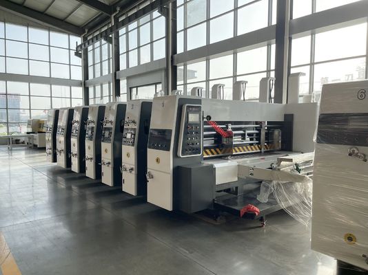 完全に自動 4 色印刷 スロッティング 紙箱用切削機