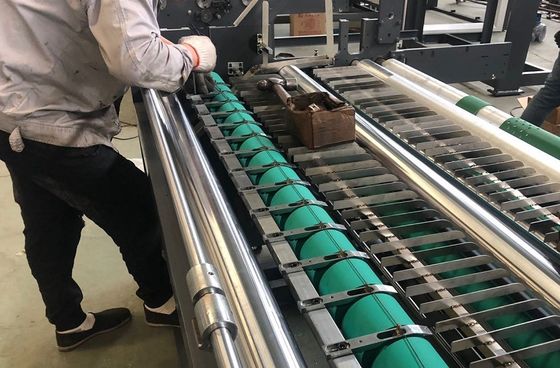 汎用 400mm オートマティック フルート ラミネーター マシン
