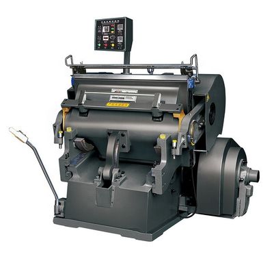 半自動 手動紙箱 革 プラスチック 切断 機 380V