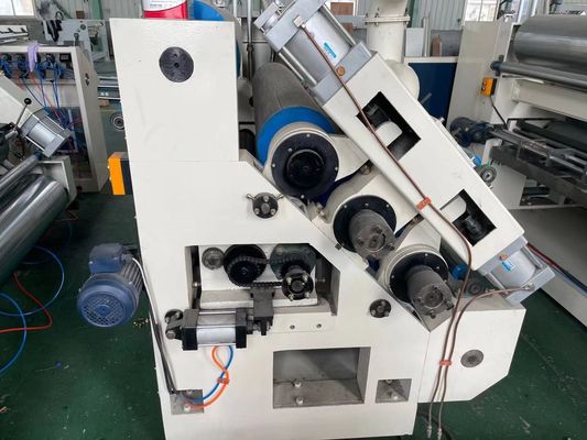 プラスチック製の包装材料で紙板の製造のための380V単面機